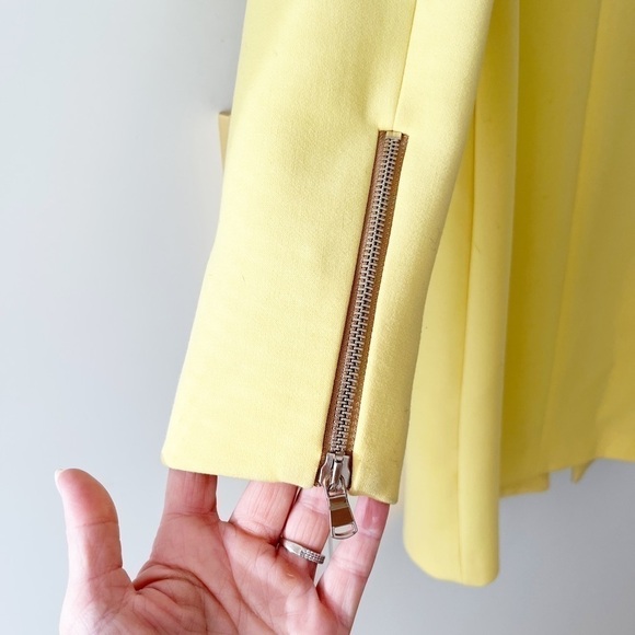 gorgeous Zara Jacket with zippers - Picture 13 of 17